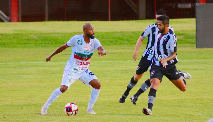 Botafogo e Lusa ficam no 1 a 1