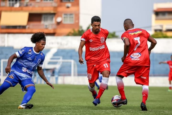 Muitos gols na rodada de abertura da Série B1