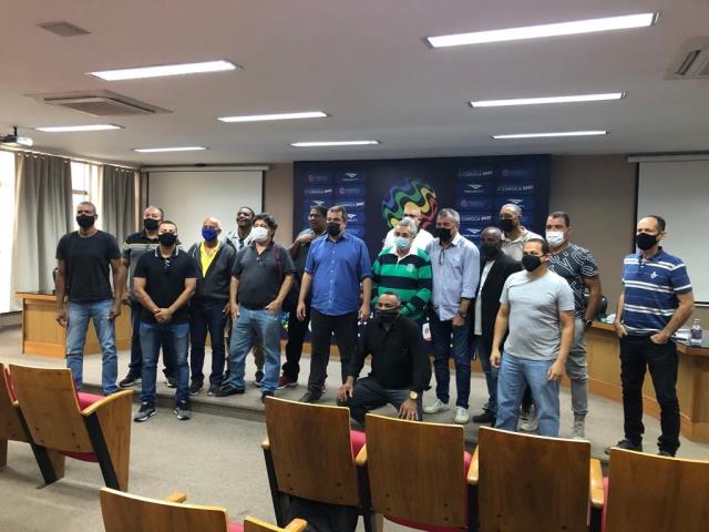 FERJ e Município do Rio se reúnem para o fomento ao futebol de base