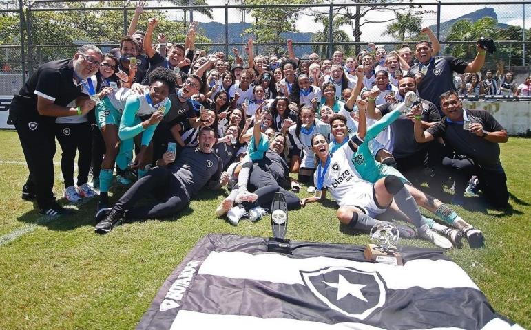 Gloriosas são campeãs do Carioca Adulto