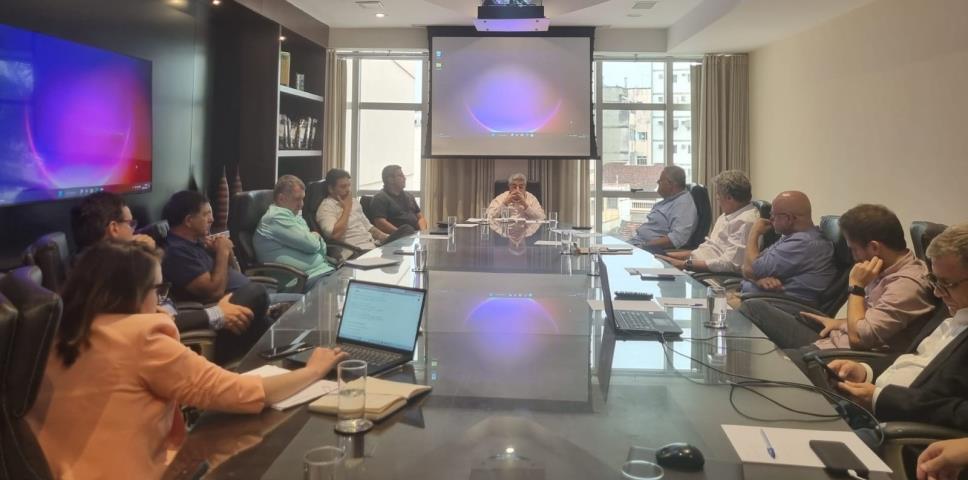 Clubes se reúnem e debatem direito de TV do Carioca de 23