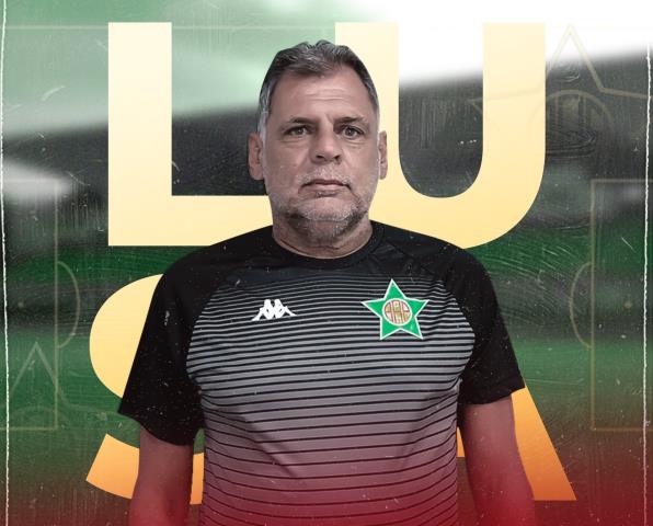 Portuguesa anuncia o novo treinador: Toninho Andrade