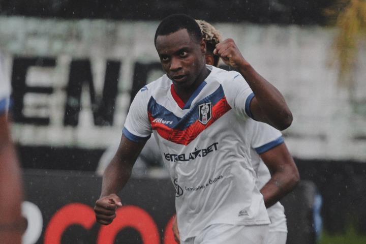 Chuva de gols na virada do Resende