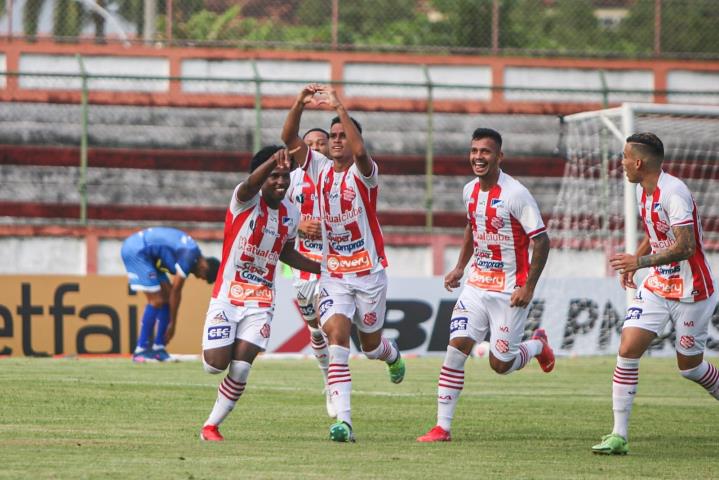 Bangu bate o Audax e sobe o elevador da Taça GB
