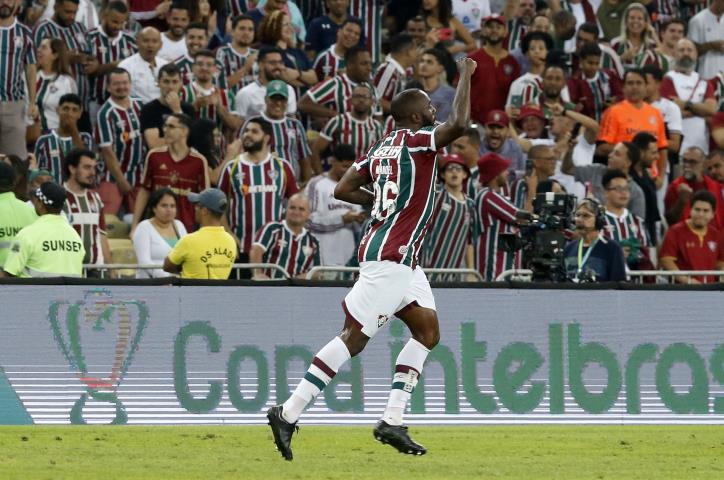 Fluminense abre vantagem na Copa do Brasil