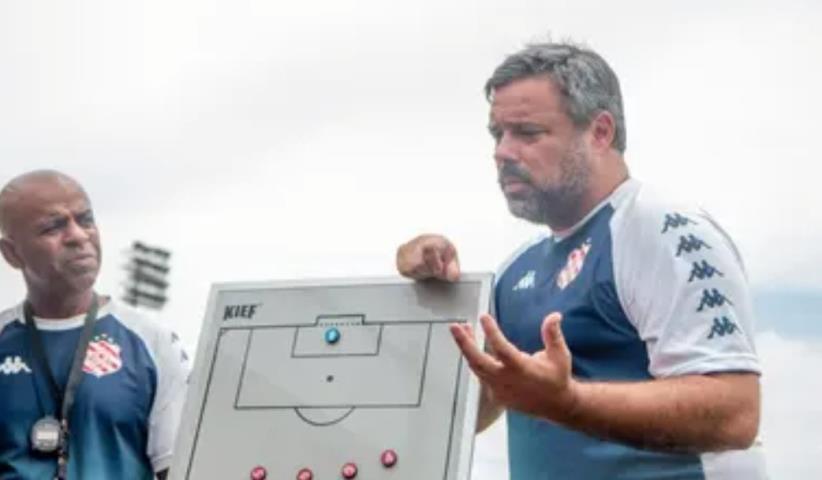 Alexandre Gomes avalia o Bangu após um mês de treinamentos