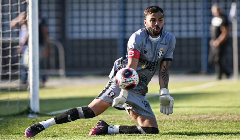 Goleiro Jefferson Luís completa 50 jogos com o Resende
