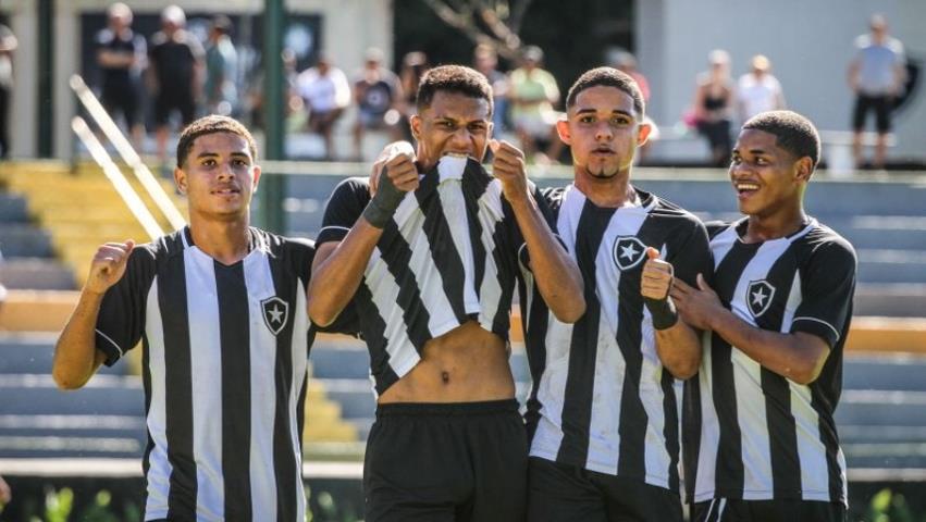 Semifinais da Copa Rio Sub 17: Bota vence o Fla. Flu e Vasco empatam