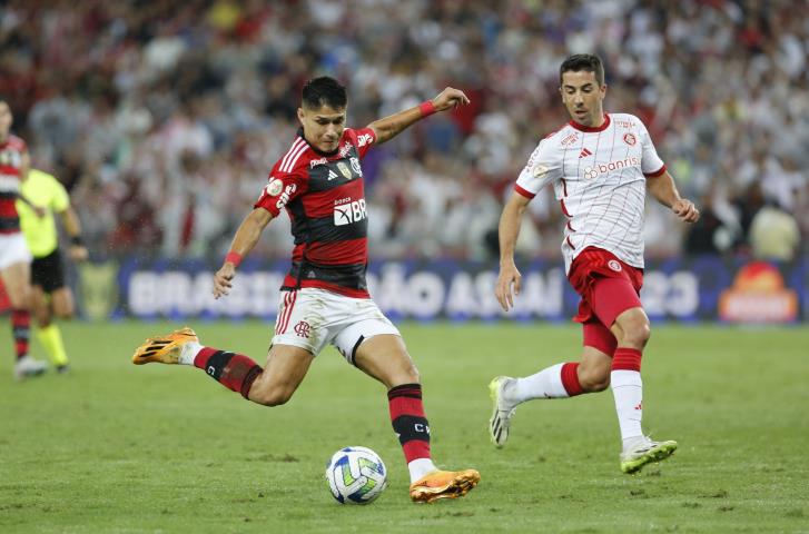 Tudo igual no Maracanã