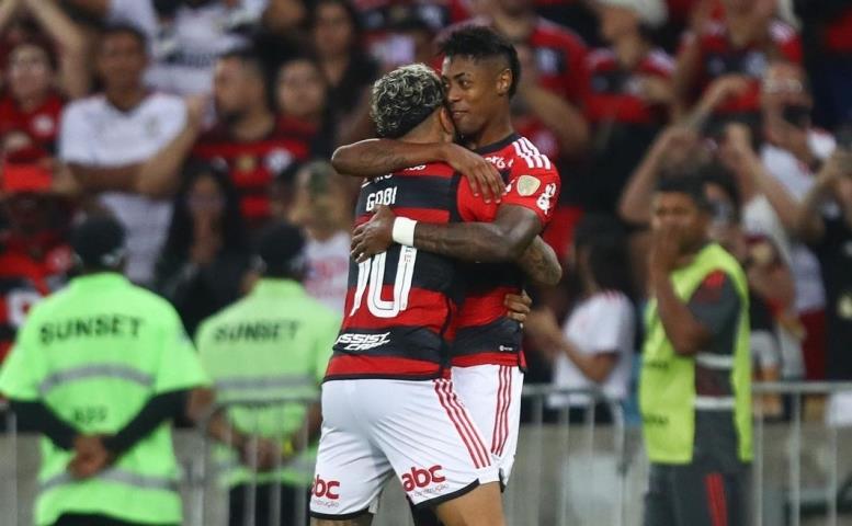 Fla sai na frente do Olimpia na Libertadores