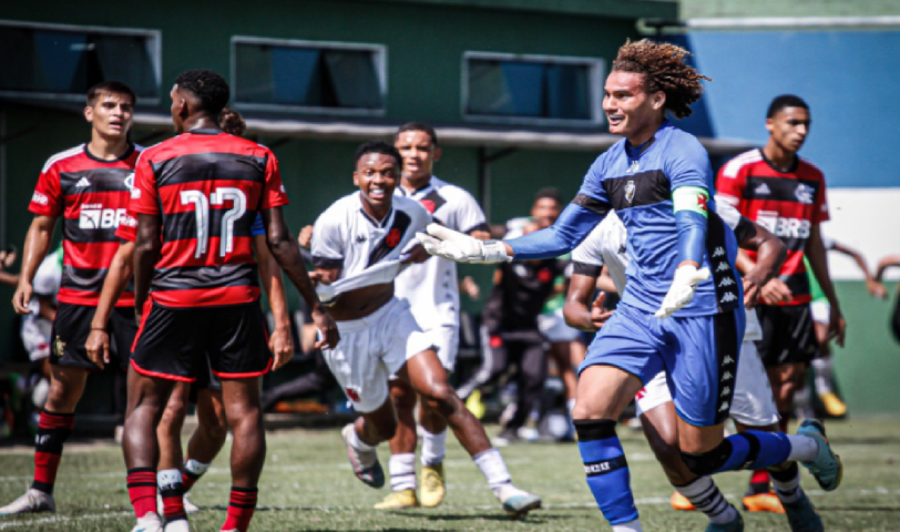 Gol de goleiro e pênaltis defendidos na Série A Sub-17