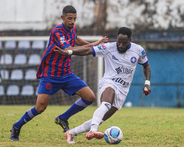 Uni Souza vence e encosta na liderança da B2