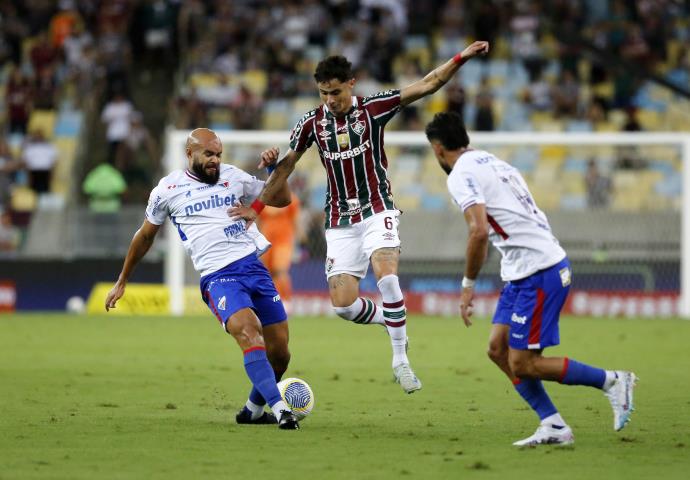 Flu empata com o Fortaleza e segue fora do Z4