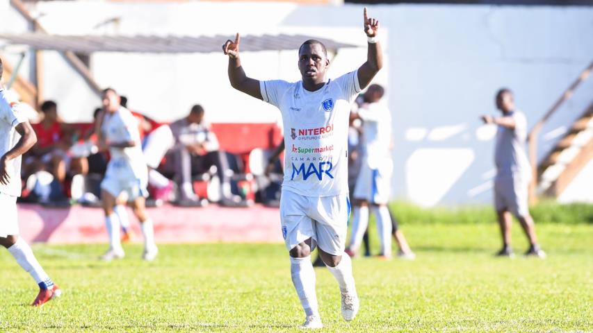 B2: Virada deixa o Niteroiense perto da vaga