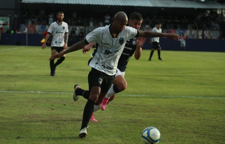 Voltaço estreia na Série C com triunfo fora de casa