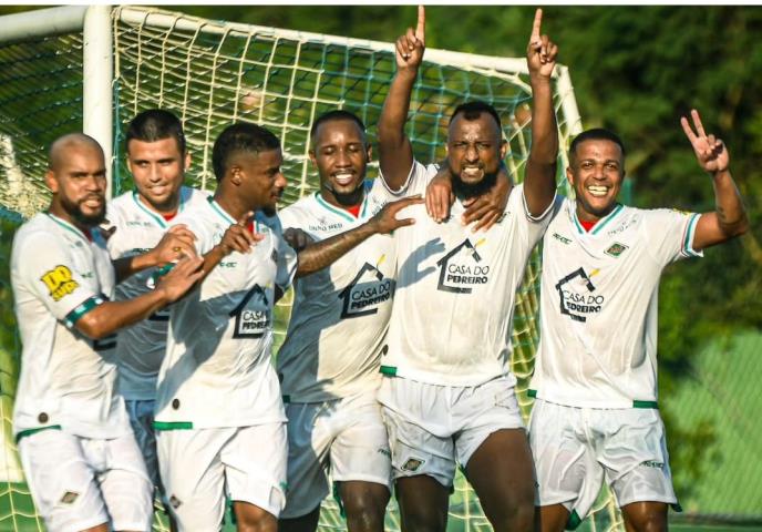 Cabofriense brilha no clássico da Região dos Lagos