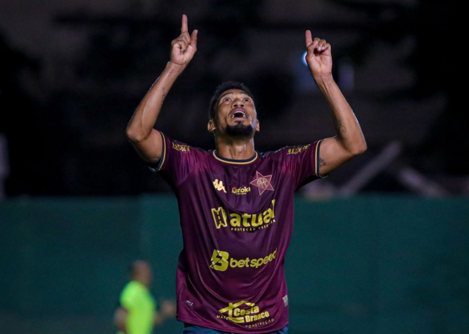 Artilheiros brilham e Lusa derrota o Audax Rio