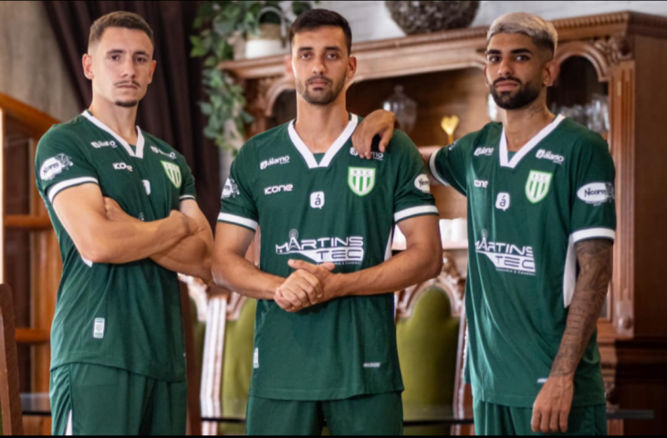 Boavista apresenta uniformes da temporada de 2025