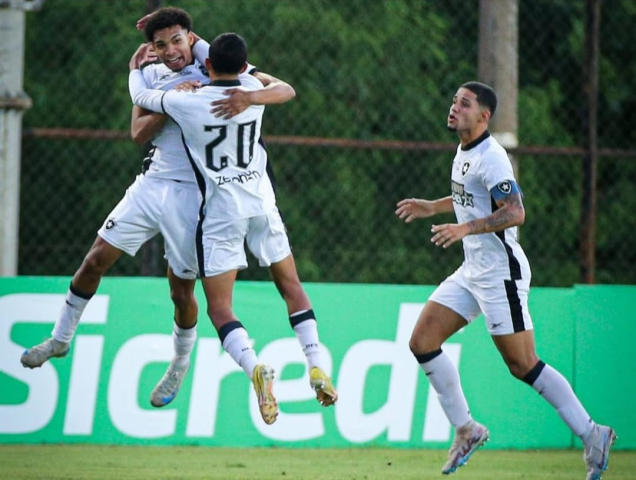 Alvinegros terminam na ponta do Grupo 1 da Copinha