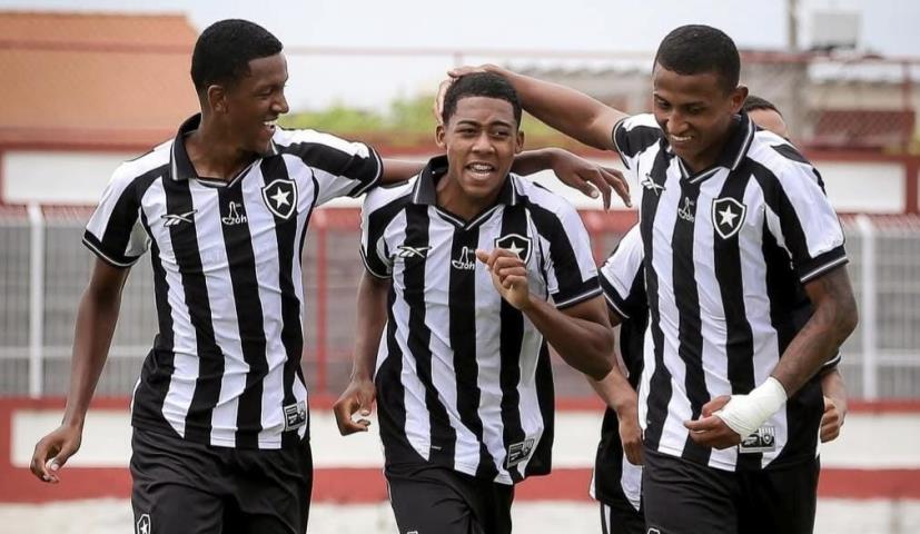 Três grandes abrem vantagem nas quartas do Carioca Sub-20