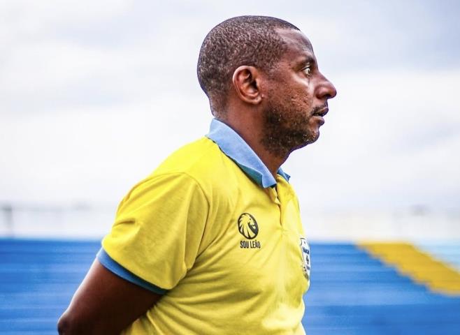 Macaé Esporte anuncia o novo técnico