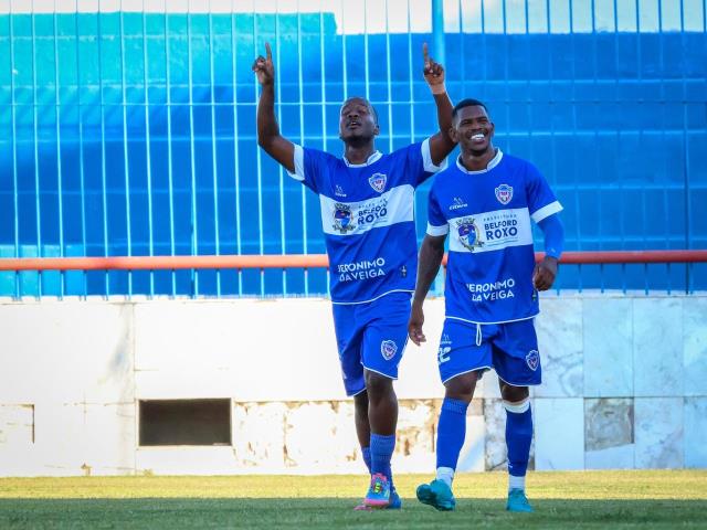 Belford Roxo dorme na ponta da B2 com goleada