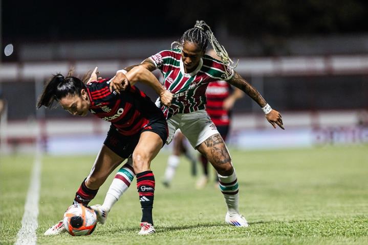 Tudo igual no primeiro joga da final do Carioca Feminino