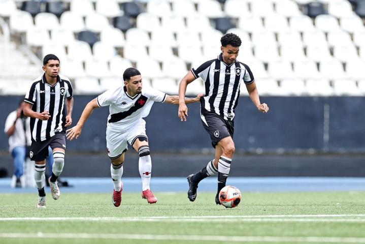 Carioca Sub-20: Botafogo e Vasco empatam e decisão vai para a 2ª partida