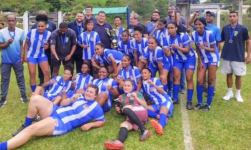 Trajano é campeão do Centro Norte Fluminense do Torneio Aberto de Futebol Feminino