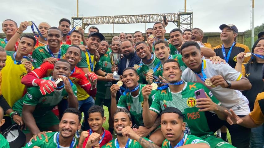 Santa Cruz é o campeão da Taça Maracanã