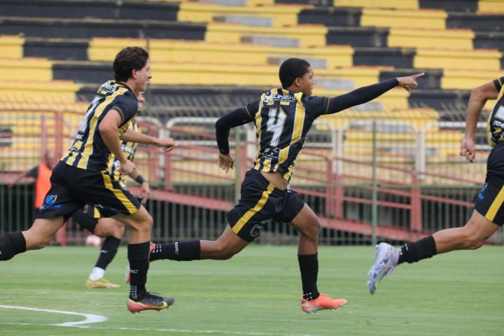 Garotos de Aço estão na decisão da Taça Rio Sub-20