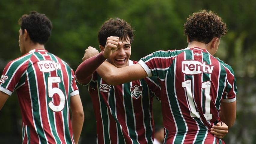Goleada coloca os Moleques de Xerém na decisão do Guilherme Embry