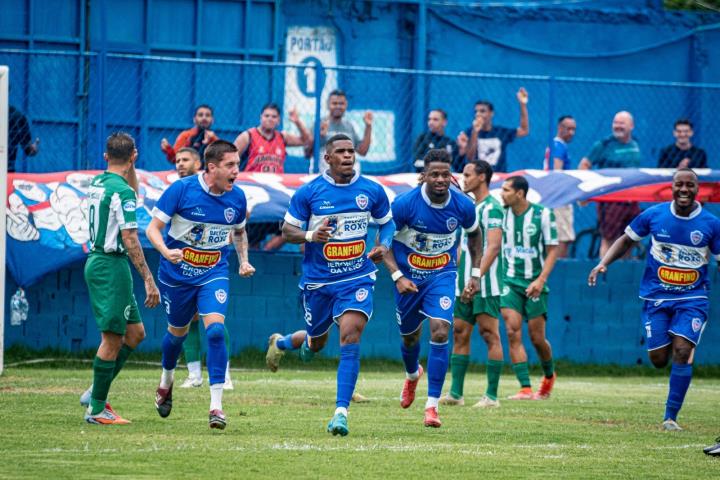 Mais três garantem vaga nas semifinais da B2