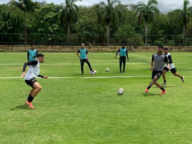 Voltaço inicia pré-temporada com treinamentos em dois períodos