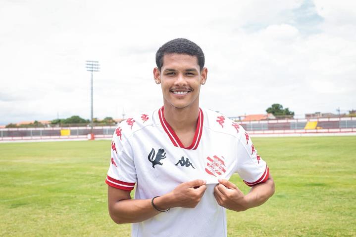 Bangu confirma a contratação de mais um jogador para o Cariocão