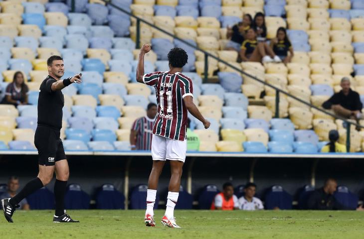 Keno marca e faz Fluminense ter vantagem mínima