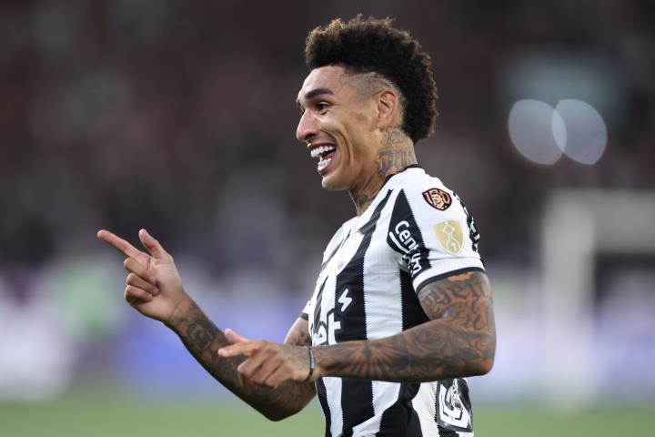 Botafogo triunfa e vai em busca da classificação