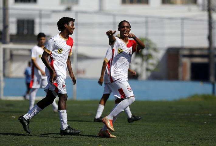 Muitos gols na estreia do Torneio Relâmpago Sub-16 do Amador da Capital
