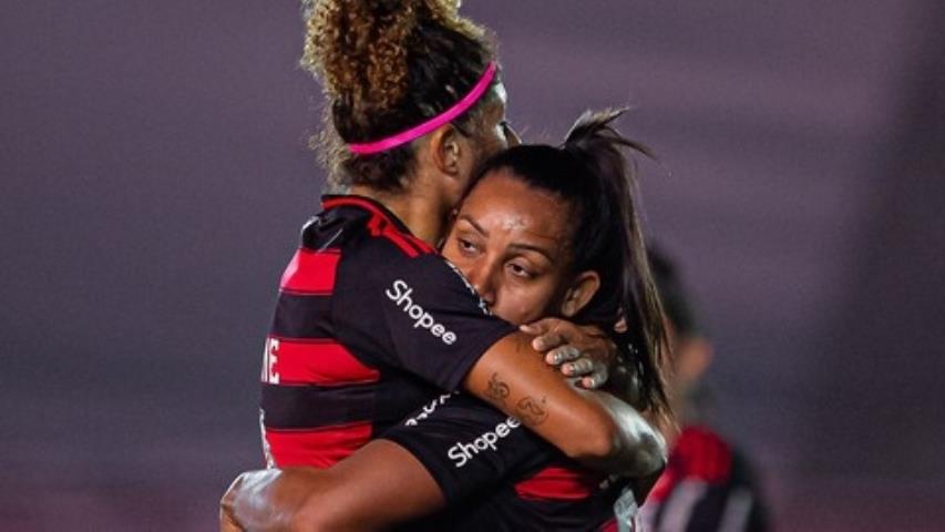 Rubro-Negras goleiam e colam no G4 do Brasileiro Feminino