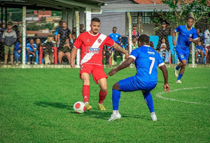 Três jogos abriram a quarta rodada da Copa Calcário