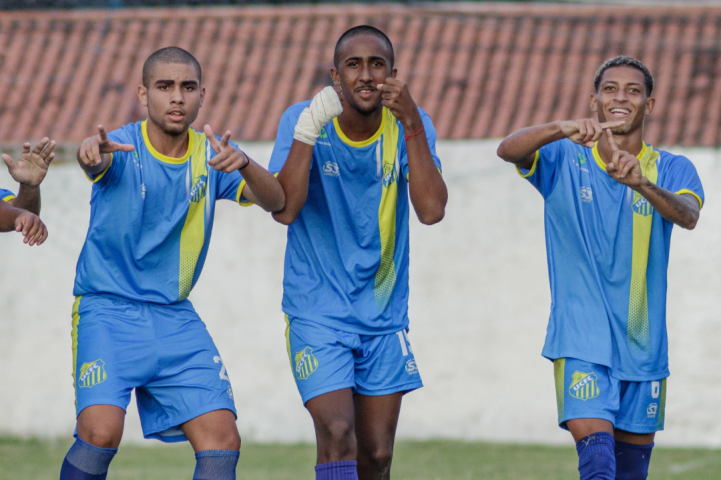 Série C: União Central e Paraty vencem no complemento da rodada
