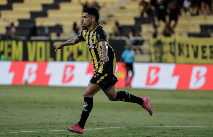 Volta Redonda vence e foge do Z4 da Série B