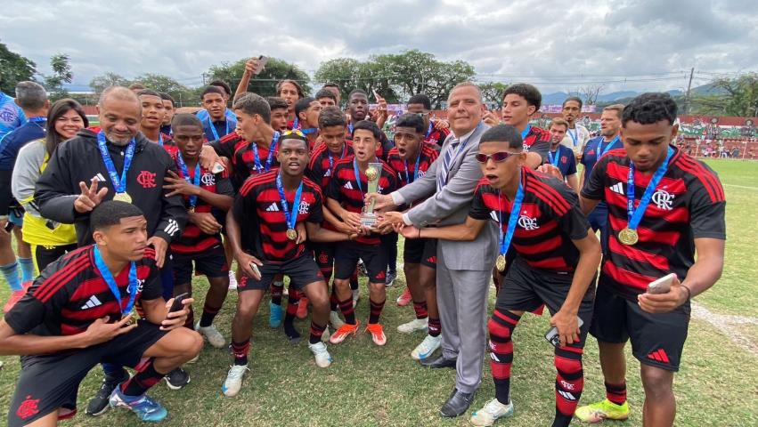 Rubro-Negros são campeões do Carioca Sub-15