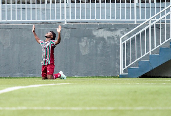 Flu bate o Brasiliense e garante vaga na próxima fase da Copinha