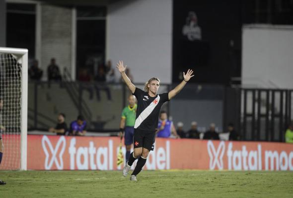 Nos pênaltis, Vasco elimina o Voltaço e segue para as semifinais