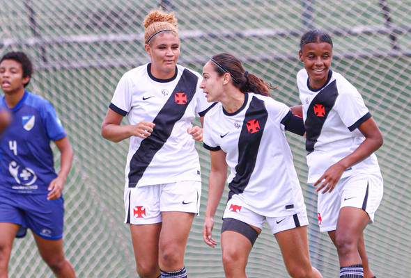 Vascaínas goleiam na Copa Rio Sub-20