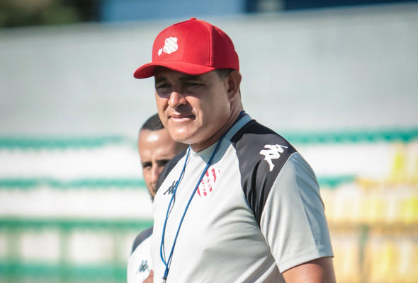 Tinoco projeta duelo decisivo contra o Fluminense