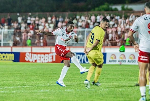 Mauro Silva espera a reabilitação do Alvirrubro diante do Tsunami