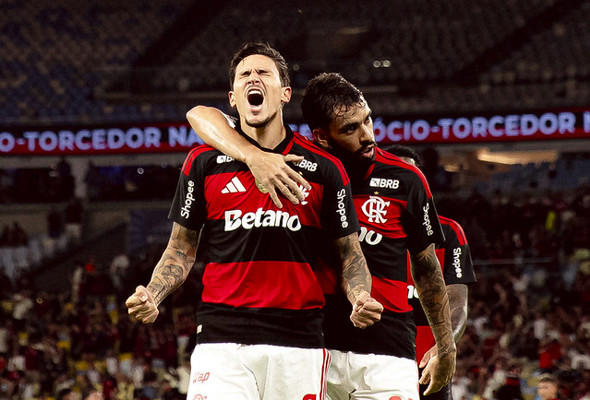 Flamengo goleia e avança para as quartas do Cariocão Superbet