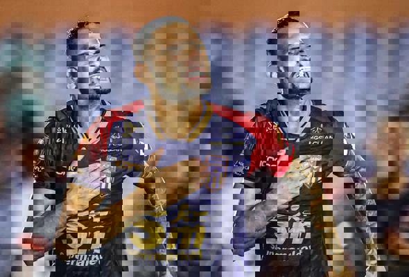 Maricá marca nos acréscimos e vence a primeira no Grupo X